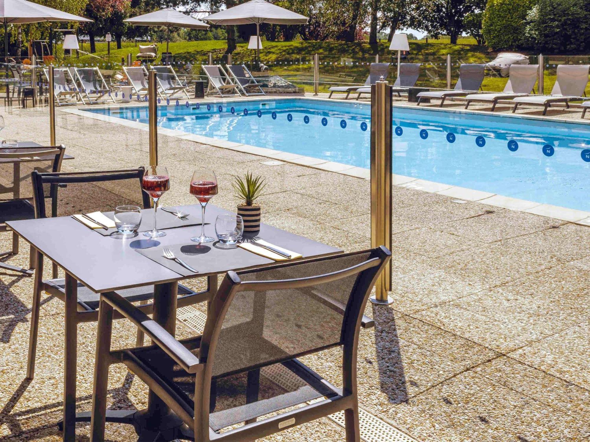 Novotel Beaune Buitenkant foto